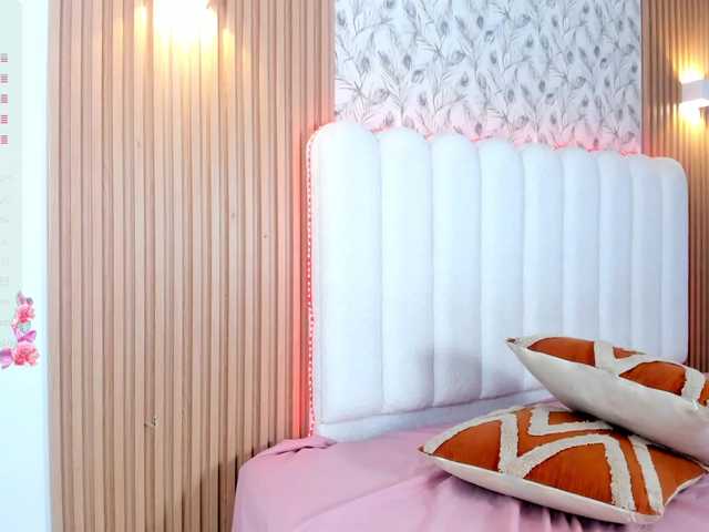 allyson-nahid live cam on BongaCams