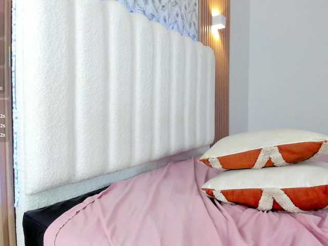 allyson-nahid live cam on BongaCams