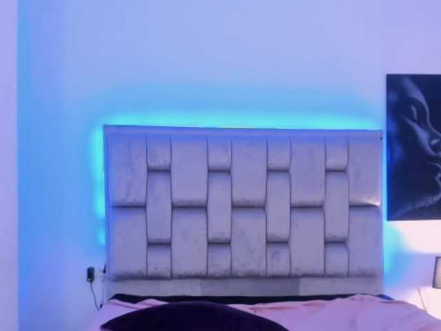 allyson-nahid live cam on BongaCams