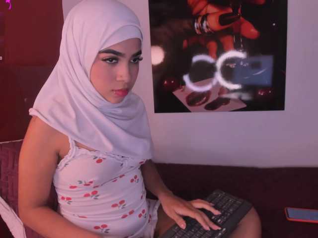 allyson-nahid live cam on BongaCams