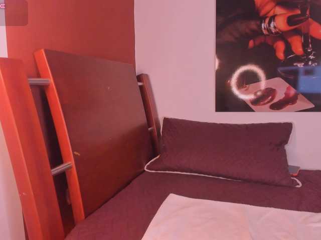 allyson-nahid live cam on BongaCams