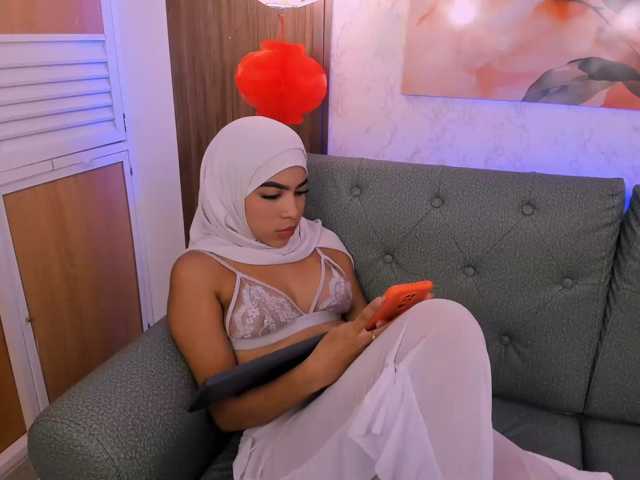 allyson-nahid live cam on BongaCams
