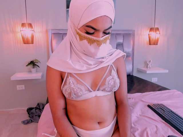 allyson-nahid live cam on BongaCams