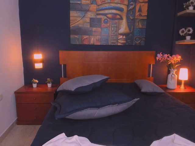 allyson-nahid live cam on BongaCams