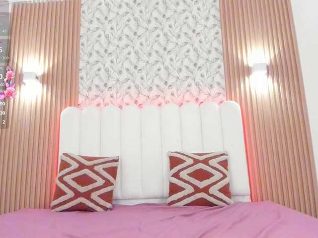 allyson-nahid live cam on BongaCams