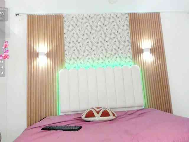 allyson-nahid webcam