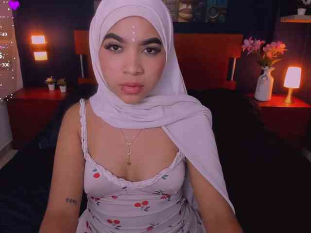 allyson-nahid allyson-nahid