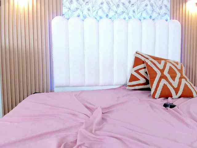 allyson-nahid webcam