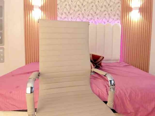 allyson-nahid webcam