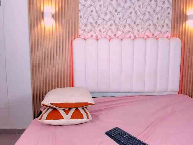 allyson-nahid webcam