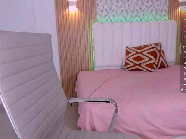 allyson-nahid Live Webcam on BongaCams