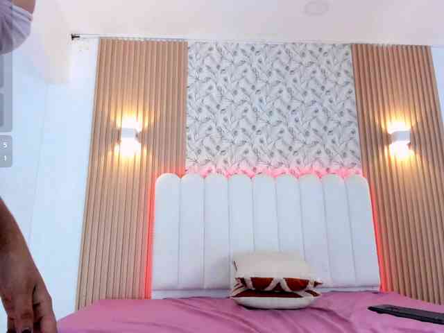 allyson-nahid webcam