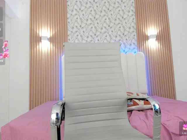allyson-nahid webcam