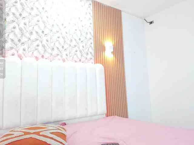allyson-nahid webcam