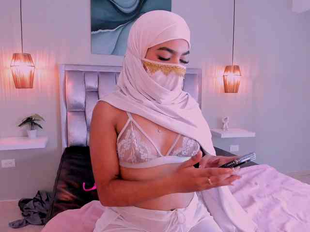 allyson-nahid