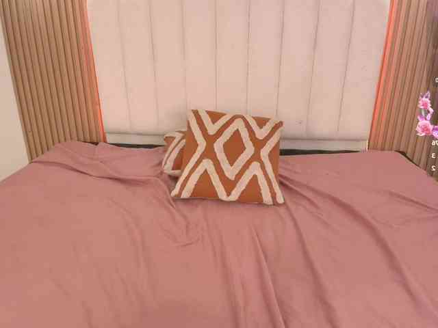 allyson-nahid webcam