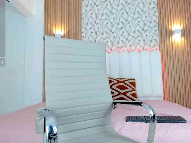 allyson-nahid webcam