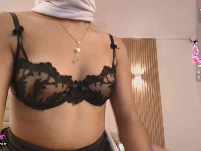 allyson-nahid webcam