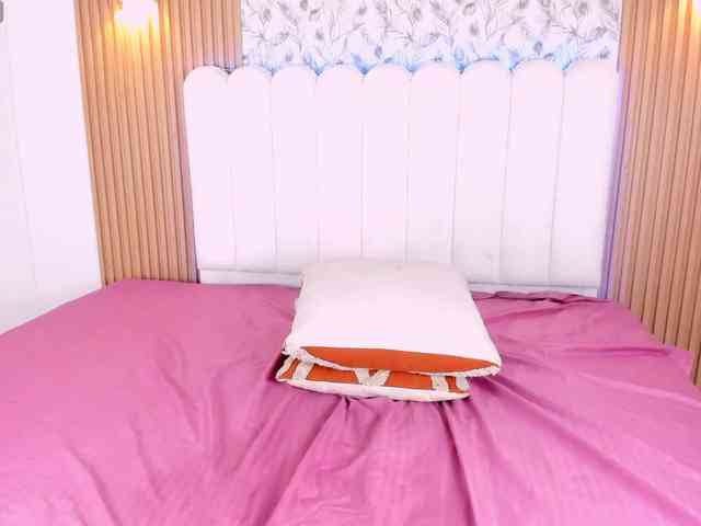 allyson-nahid webcam