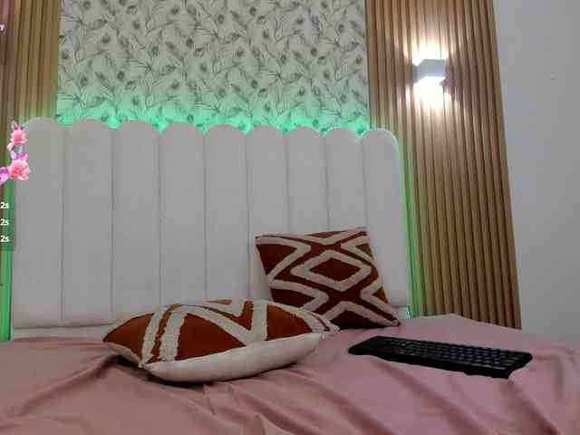 allyson-nahid webcam