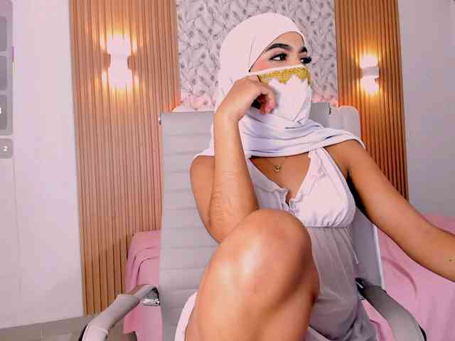allyson-nahid allyson-nahid