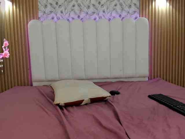 allyson-nahid webcam