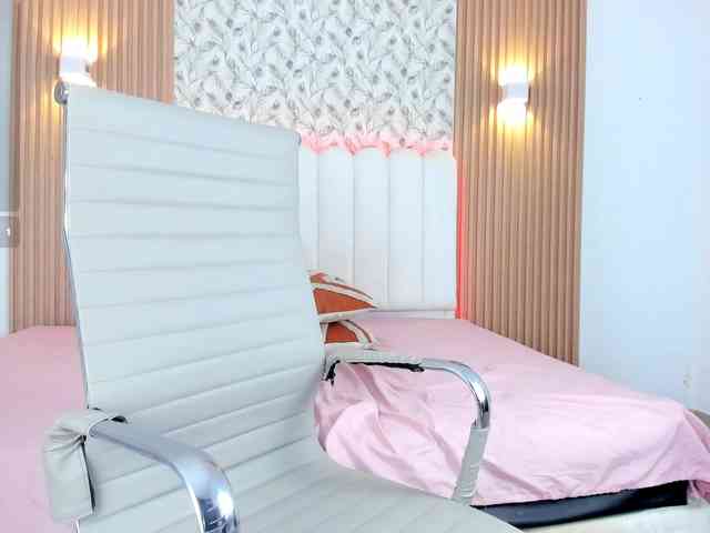 allyson-nahid webcam