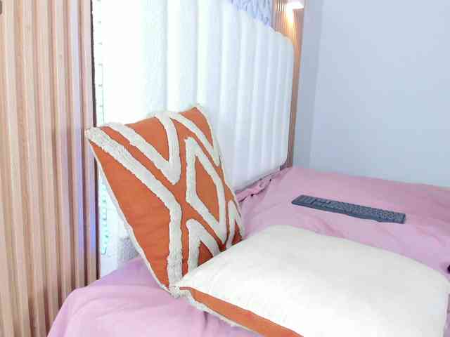allyson-nahid webcam
