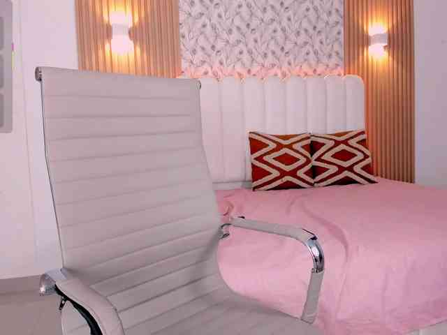 allyson-nahid webcam