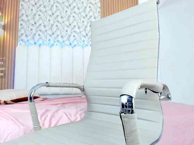 allyson-nahid webcam