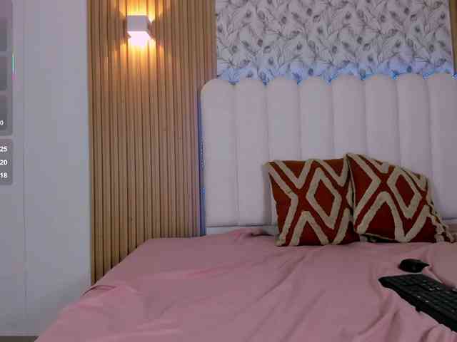 allyson-nahid webcam