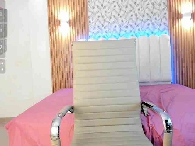 allyson-nahid webcam