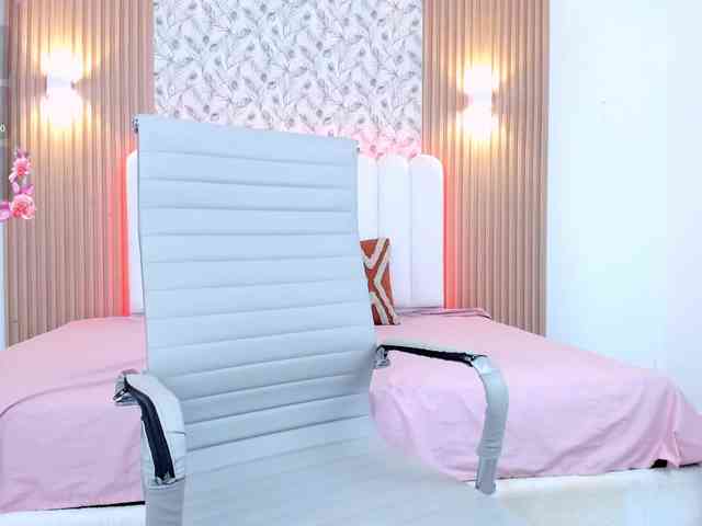 allyson-nahid webcam