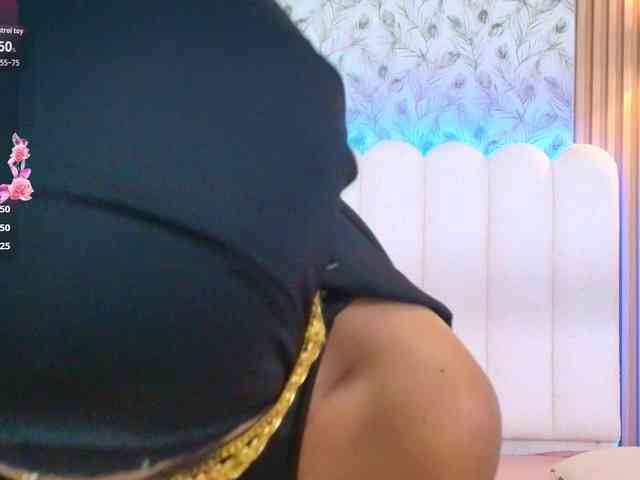 allyson-nahid allyson-nahid
