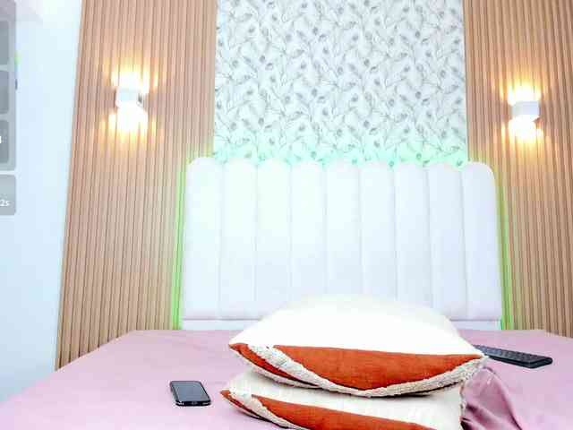 allyson-nahid webcam