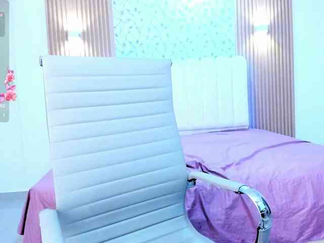 allyson-nahid webcam