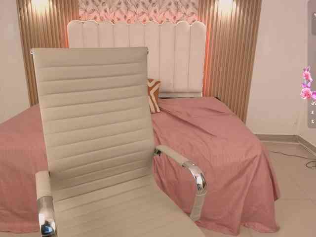 allyson-nahid webcam