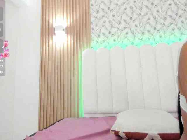 allyson-nahid webcam