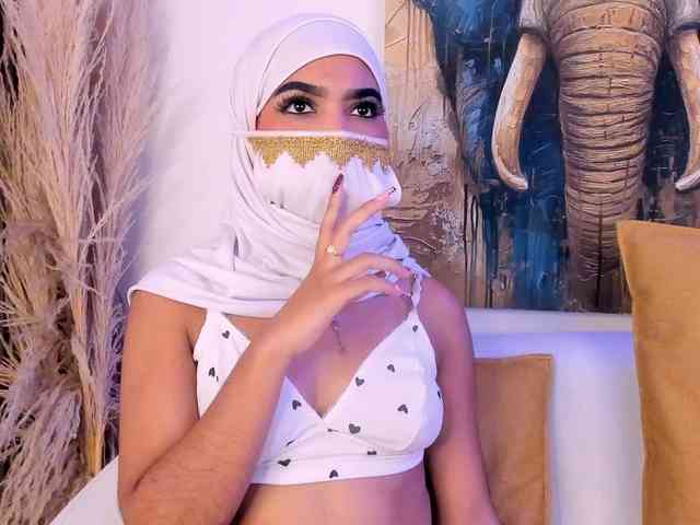 allyson-nahid allyson-nahid