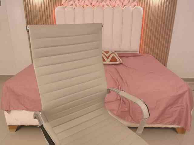 allyson-nahid webcam