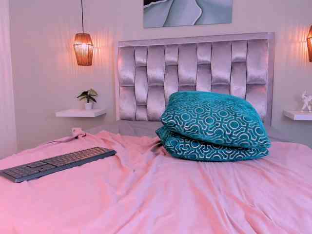 allyson-nahid webcam
