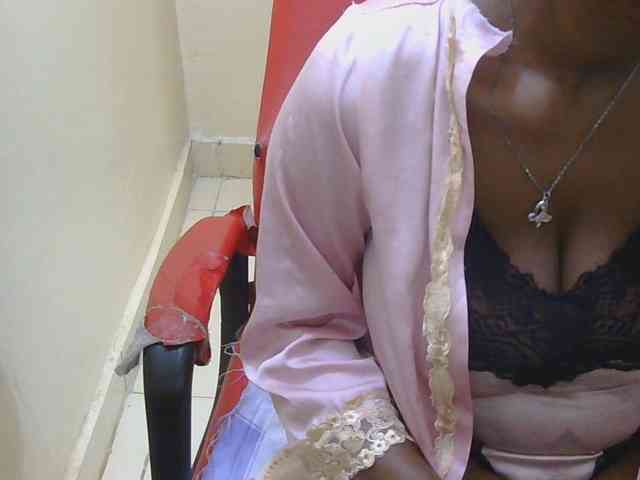 Prettymelvi webcam