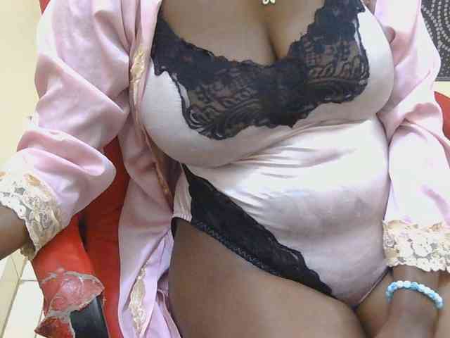 Prettymelvi webcam