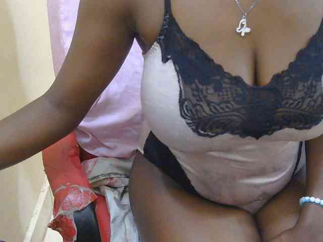 Prettymelvi webcam
