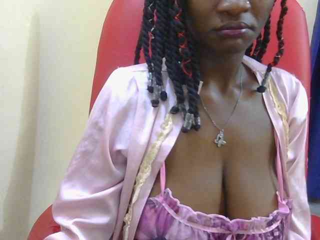 Prettymelvi webcam