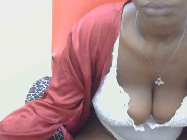 Prettymelvi webcam