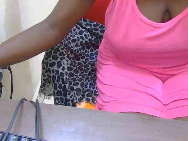 Prettymelvi webcam