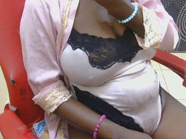 Prettymelvi webcam