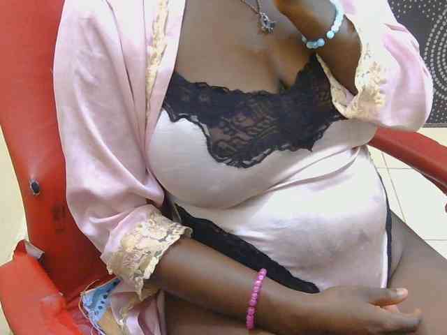 Prettymelvi webcam