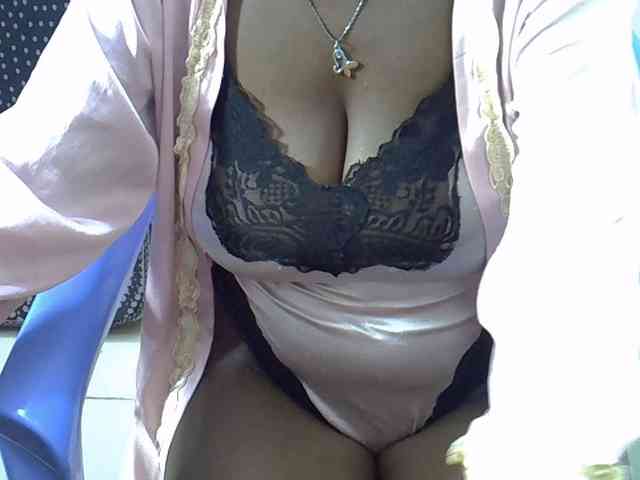 Prettymelvi webcam